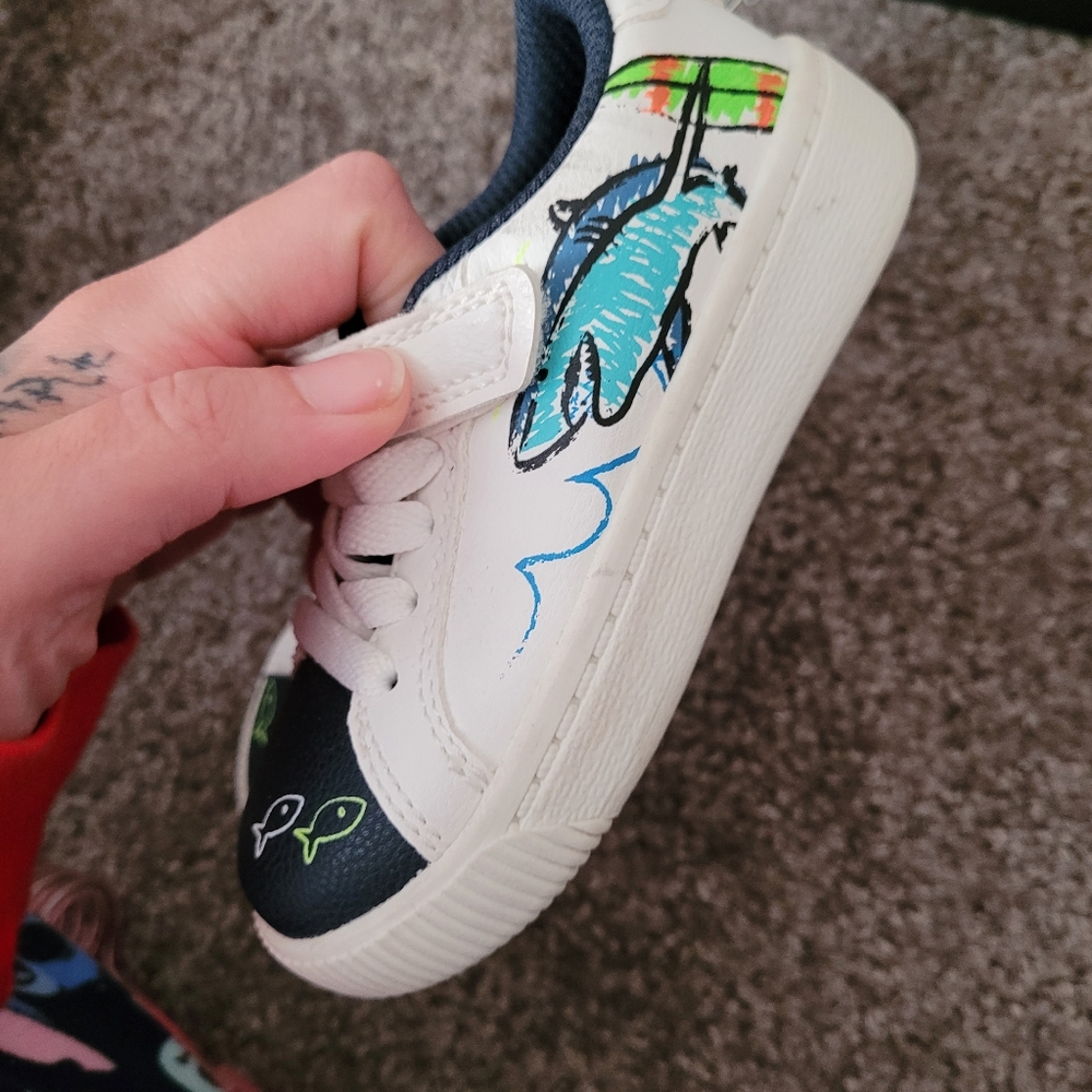 NEW* Carters shoes (7)